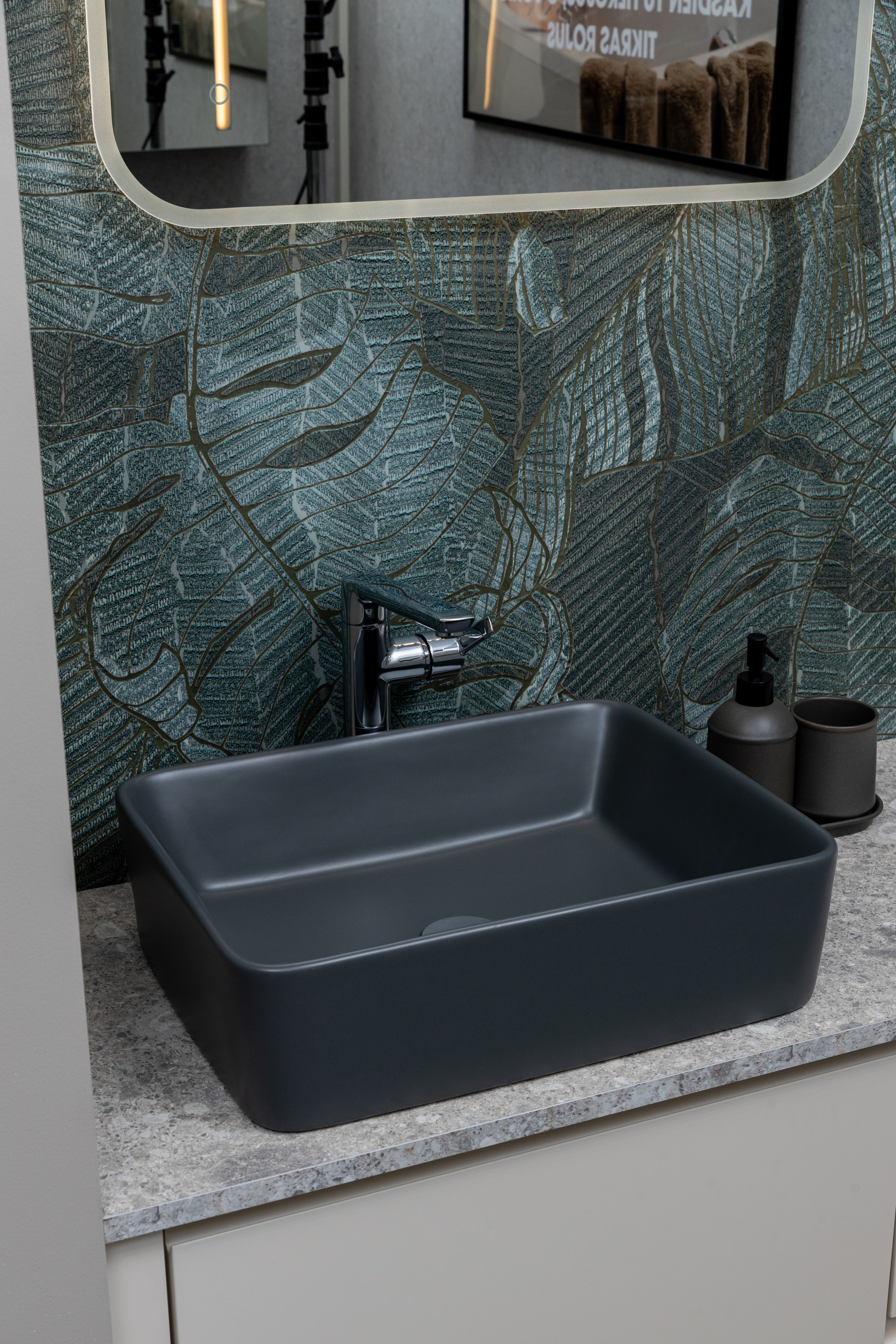 Keraminis praustuvas Contour, 48x37x13 cm, matinė tamsiai pilka