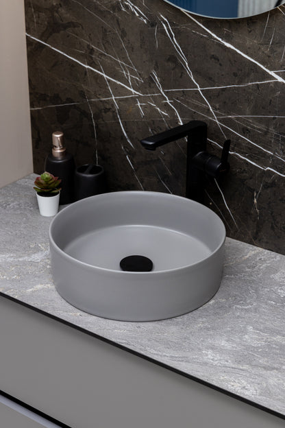 Keraminis apvalus praustuvas Oasis, 35x35x11 cm, matinė cemento pilka